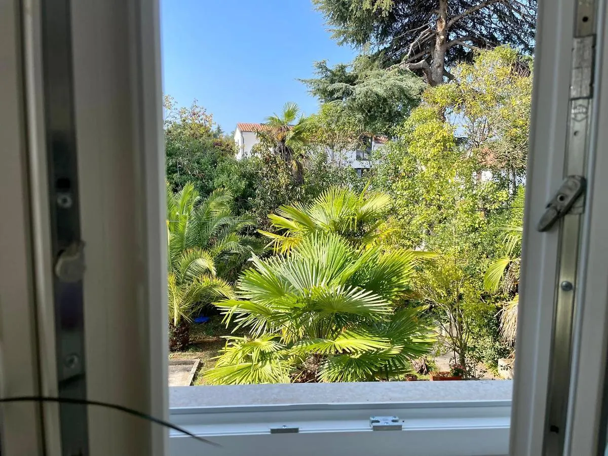 Apartments Bloom Near The Beach Porec