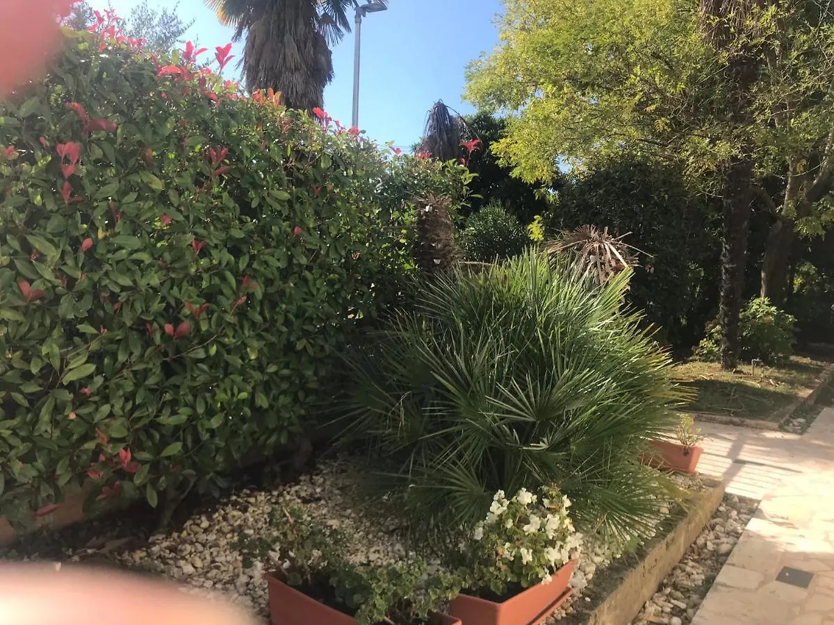 Apartments Bloom Near The Beach Porec Croazia